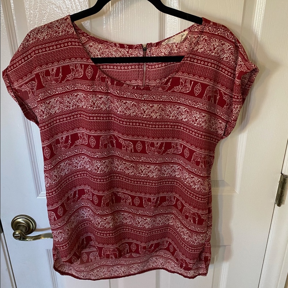 Maroon Red Elephant Print Design Top | Size Large